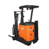 Front moving type forklift